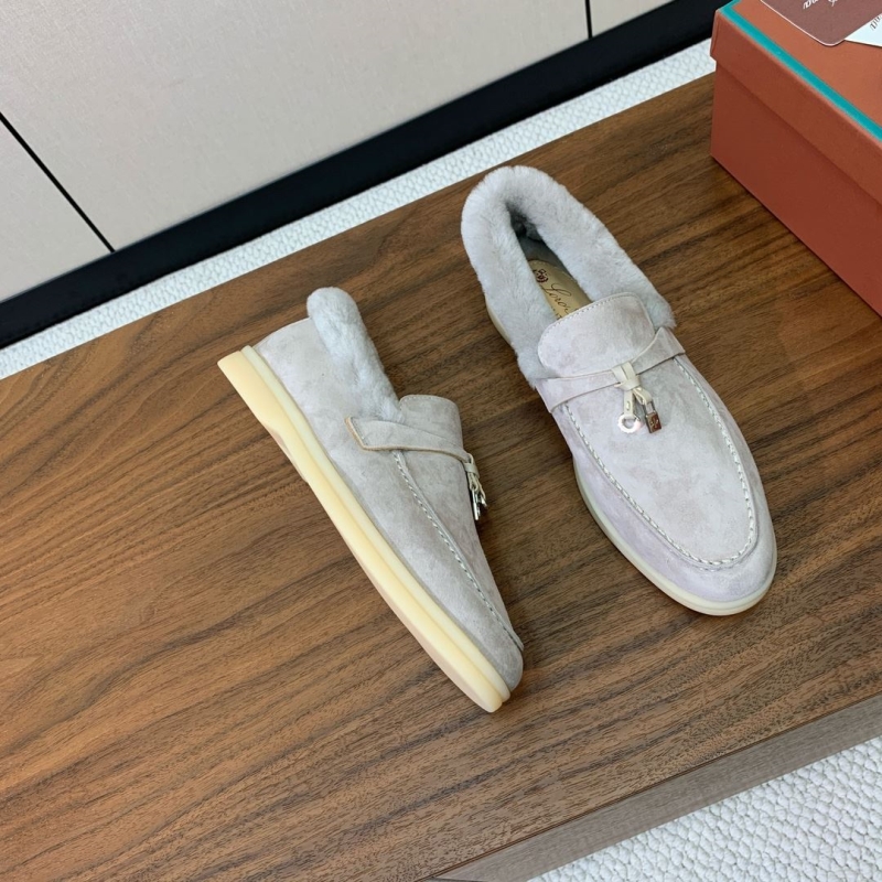 L0r0 P1ana loafers